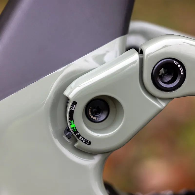 Scott Voltage eRIDE 910 2025 Carbon Electric Full Suspension MTB-5