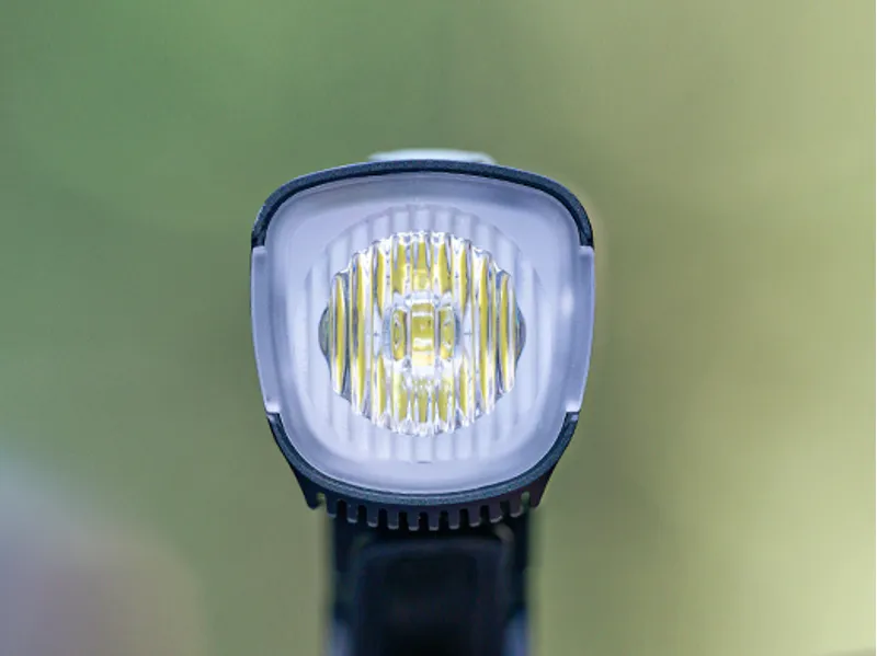 Ravemen K1400 USB Rechargeable AI Nighttime Front Light - 1400 Lumens-4