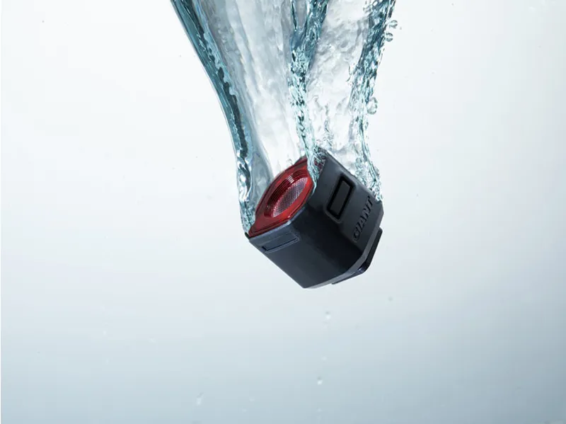 Giant Recon TL 100 Rear Light - Black-5