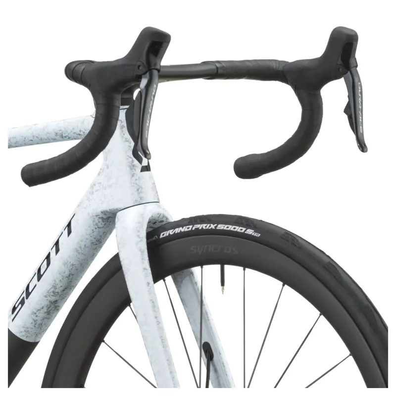 Scott Addict RC Pro 2027 Carbon Road Bike - Rush White/Carbon Black-4