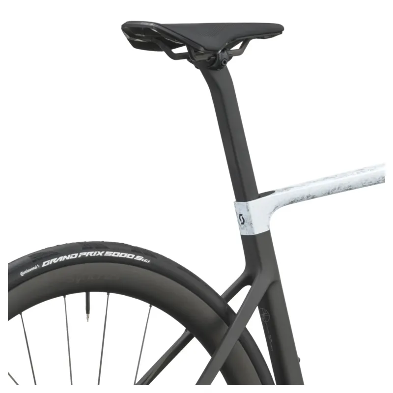 Scott Addict RC Pro 2027 Carbon Road Bike - Rush White/Carbon Black-7
