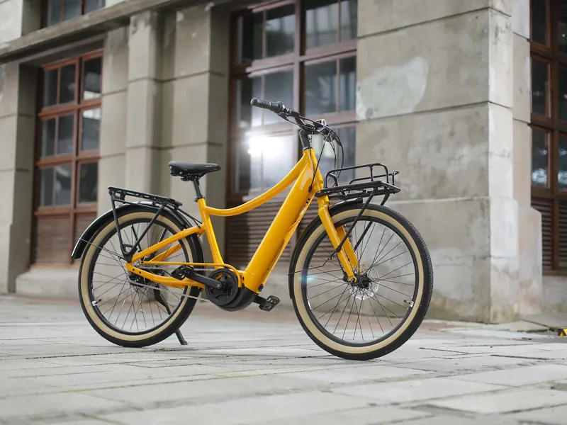 Momentum Universal Front Rack W/ Side Rail - Black - Small-2