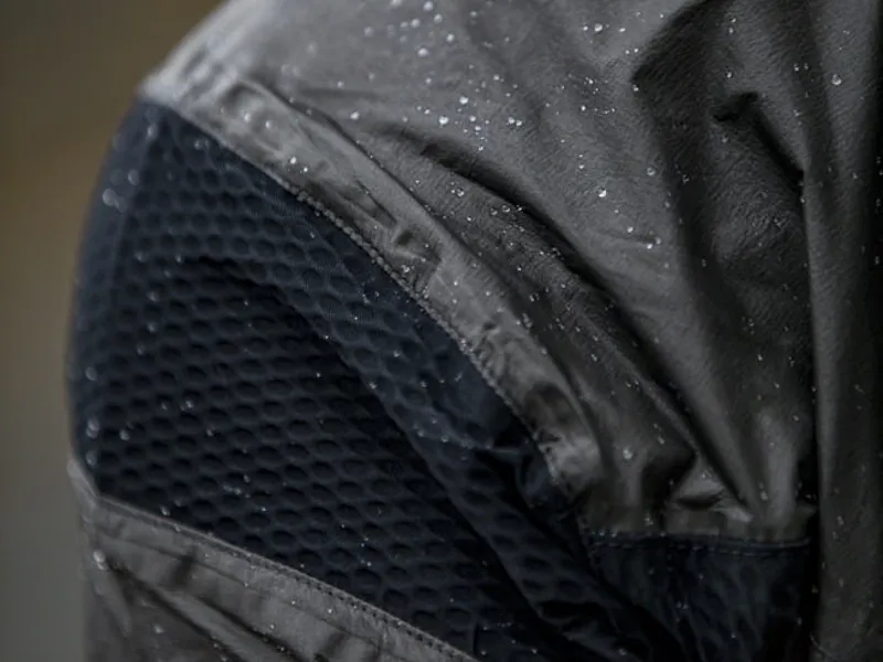 Castelli Idro Pro 2 Waterproof Jacket - Black-3