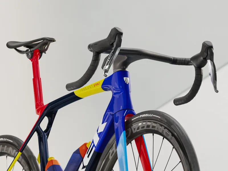 Trek Madone SLR 9 AXS Gen 8 2026 Carbon Aero Road Bike - Navy Smoke-4