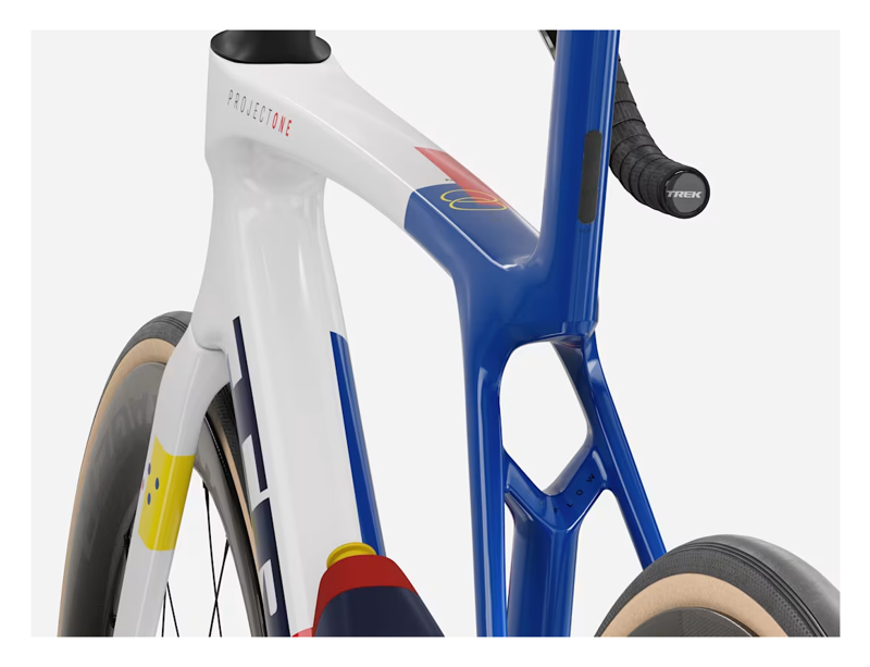 Trek Madone SLR 9 AXS Gen 8 2027 Carbon Aero Road Bike - Lidl-Trek Team Replica-3