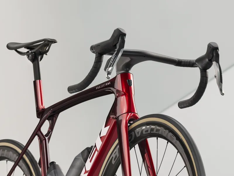 Trek Madone SLR 9 AXS Gen 8 2026 Carbon Aero Road Bike - Red Smoke-4