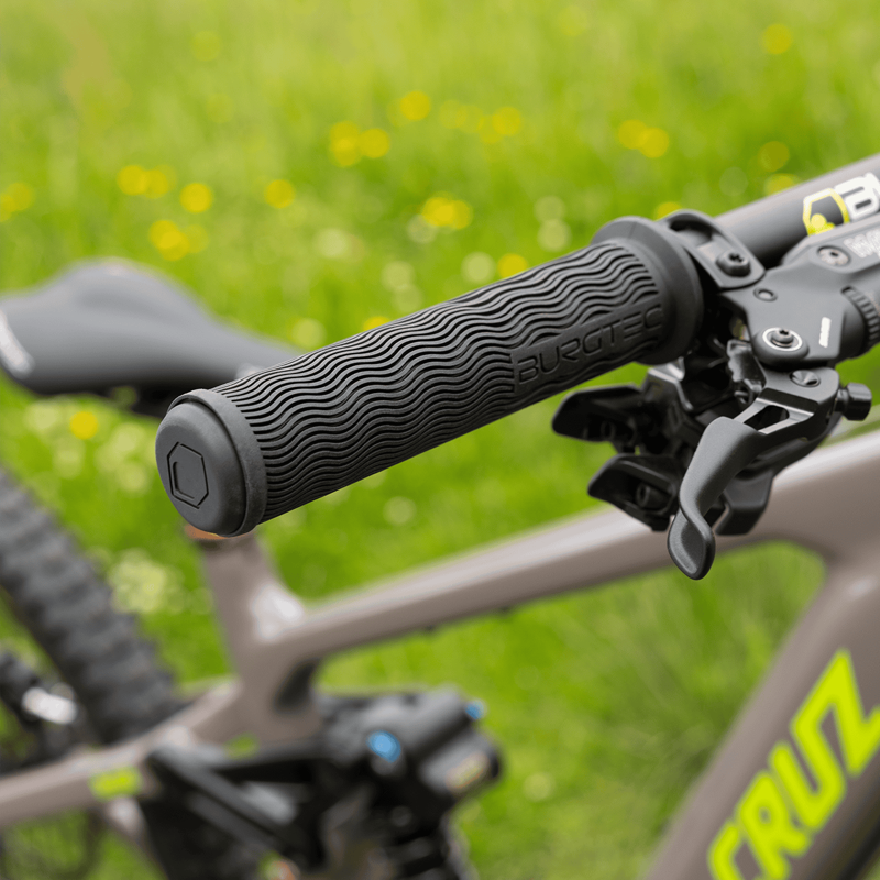 The Bartender Pro Vero Sandler Signature Grip - Burgtec Black-4