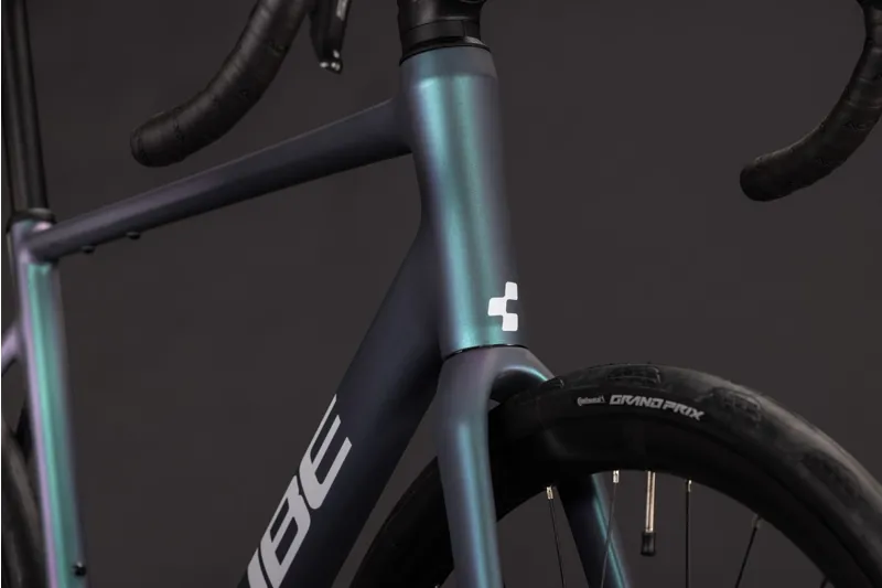 Cube Attain Race 2027 Endurance Road Bike - Smaragdgrey/White-6
