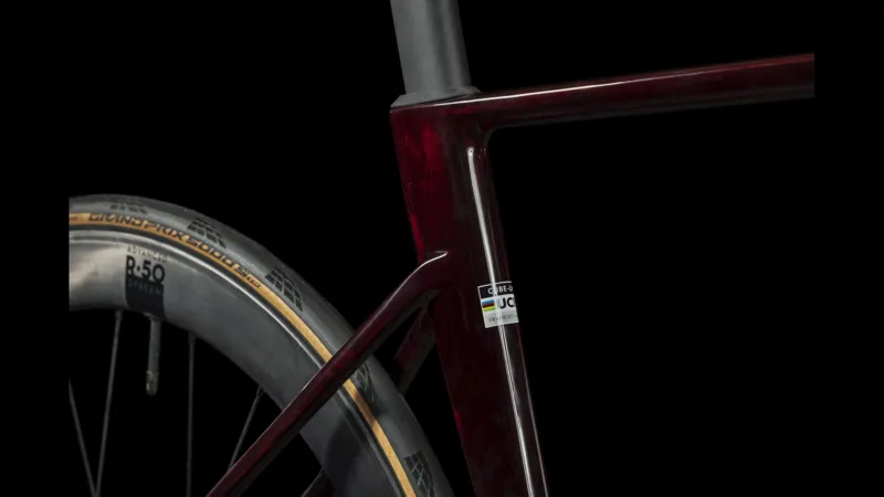 Cube Litening Air C68X Race 2024 Carbon Aero Road Bike - Liquid Red-4