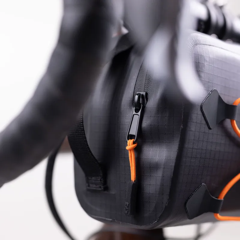 Oxford Aqua Evo Adventure Daytripper Handlebar Pack - Black-3