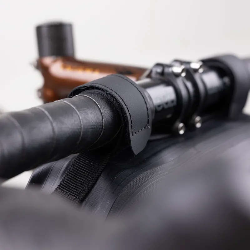 Oxford Aqua Evo Adventure Daytripper Handlebar Pack - Black-4