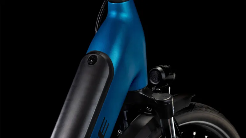 Cube Supreme Hybrid Deluxe One 625 2025 Electric Bike - Electric Blue-2