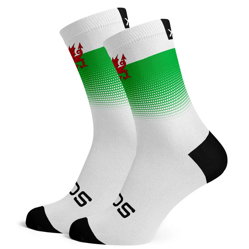 Sox Footwear Wales Flag White Premium Crew Socks
