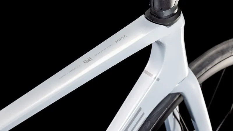 Cube Agree C62 One 2025 Carbon Road Bike - Fog Grey-2