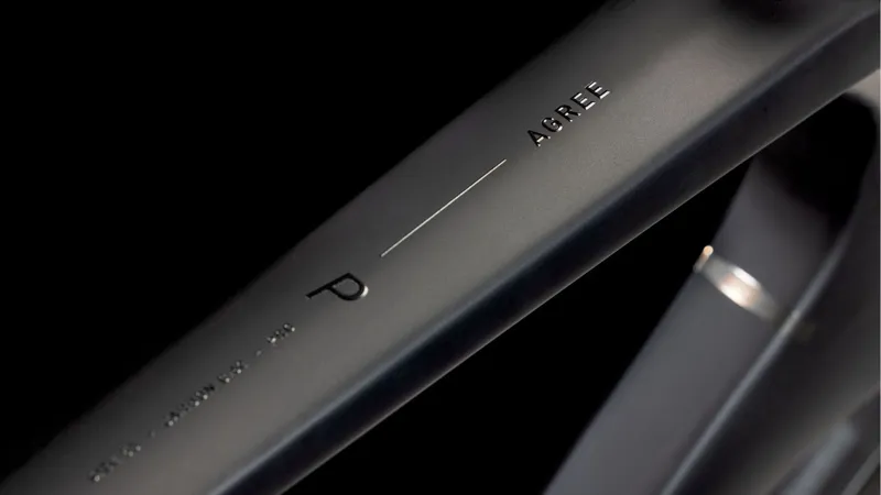 Cube Agree C62 Pro 2025 Carbon Road Bike - Blackline-3