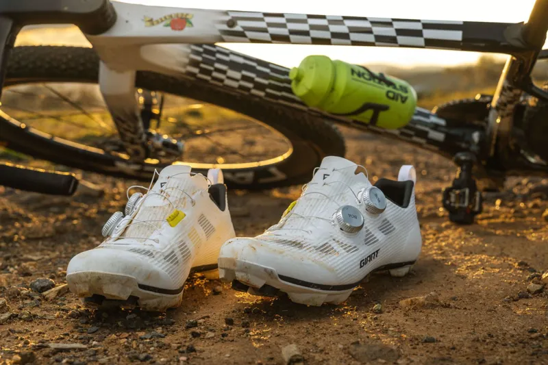 Giant Charge Pro Gravel Road Shoes - White-11