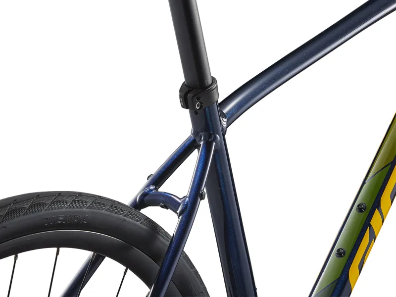 Giant Escape 3 Disc 2026 Hybrid Bike - Ultra Navy-6