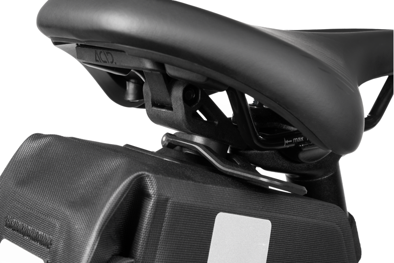 Cube Acid Pro 1 Litre Click Saddle Bag - Black-5