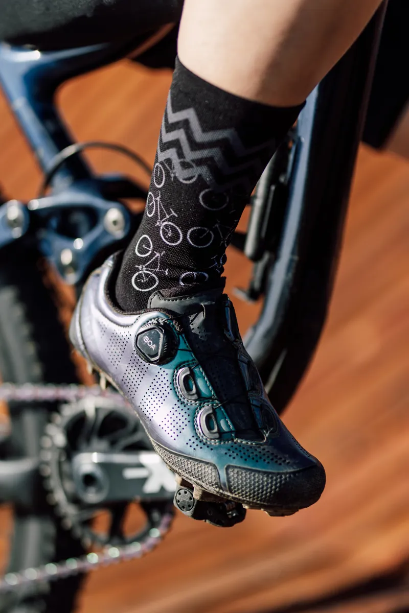 Sox Footwear Bikes Mono-Chrome Premium Crew Socks - Black-1