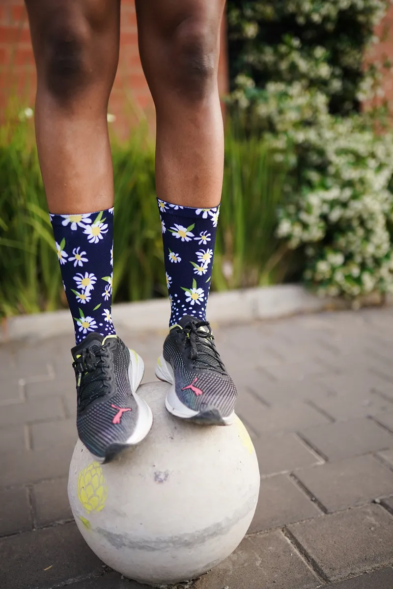 Sox Footwear Daisy Tropicals Premium Crew Socks - Navy-1