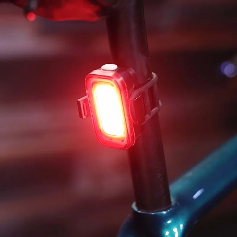 Blackburn Grid Rear Light-4