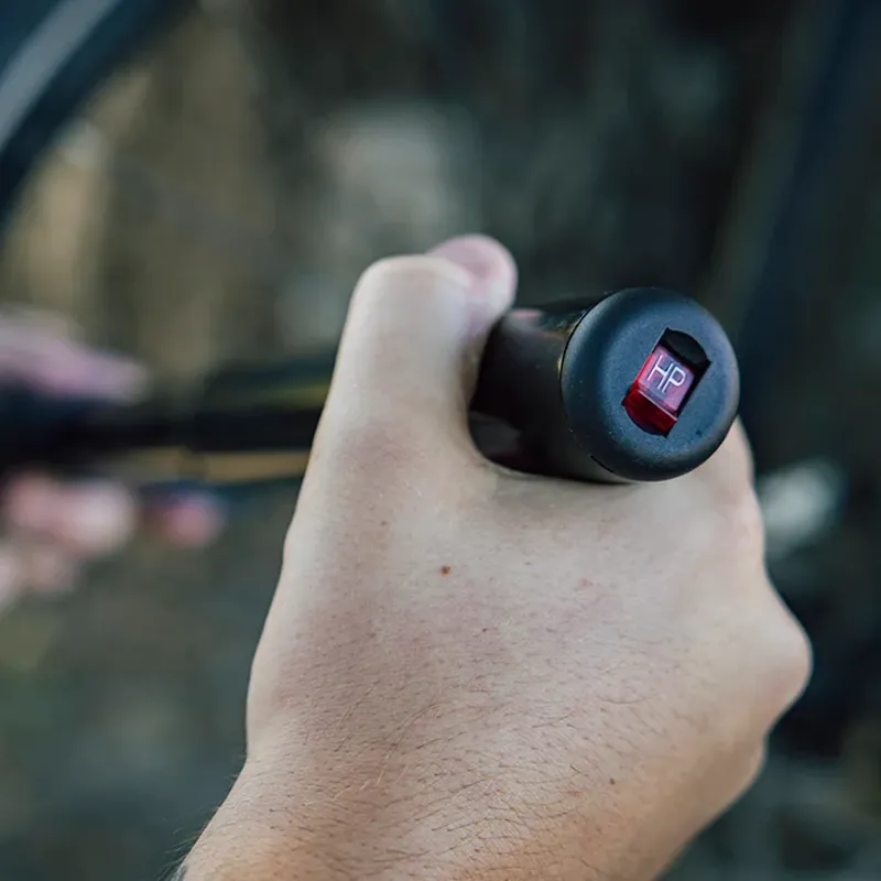 Blackburn Grid 2stage Anyvalve Mini Pump - Black-3