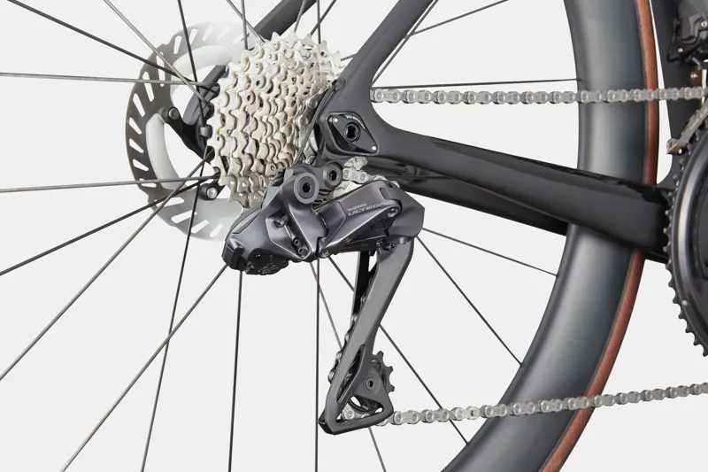 Cannondale SuperSix EVO Hi-MOD 2 2024 Road Bike -  Black-3