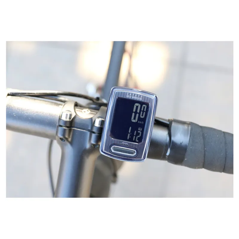 Cateye Velo Wireless Stealth Edition Cycle Computer-1