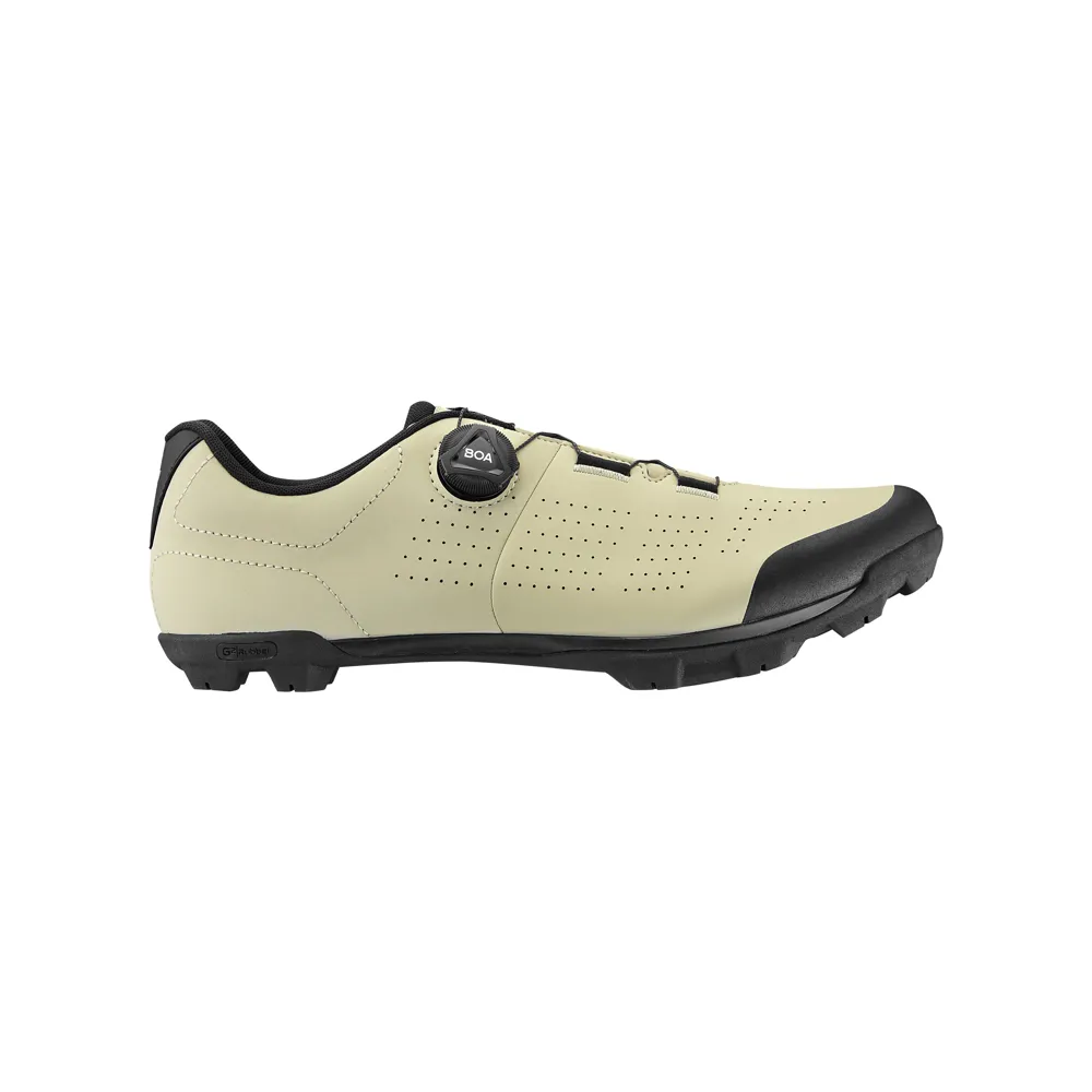 uPRISE Bikes Giant Charge 3 MTB Shoes - Warm Grey | Price match, 365 day returns, 18-Month Warranty, Finance Available & Free UK Delivery