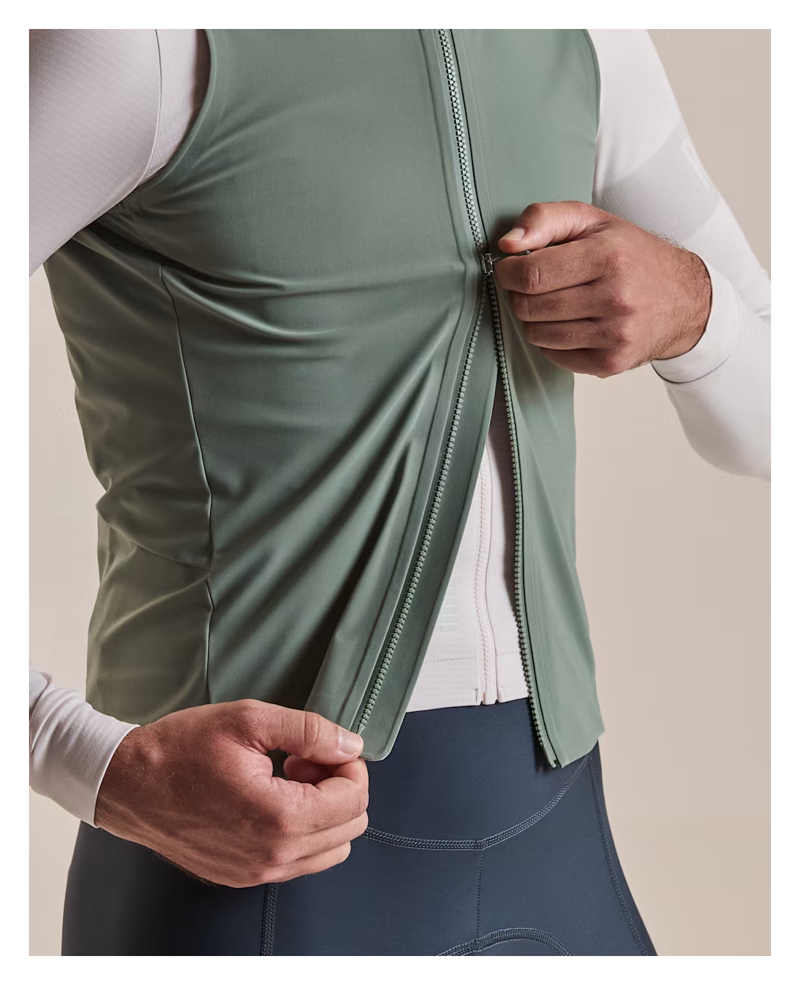 Rapha Pro Team Shadow Men's Gilet - Laurel/Rainbow Reflective-6
