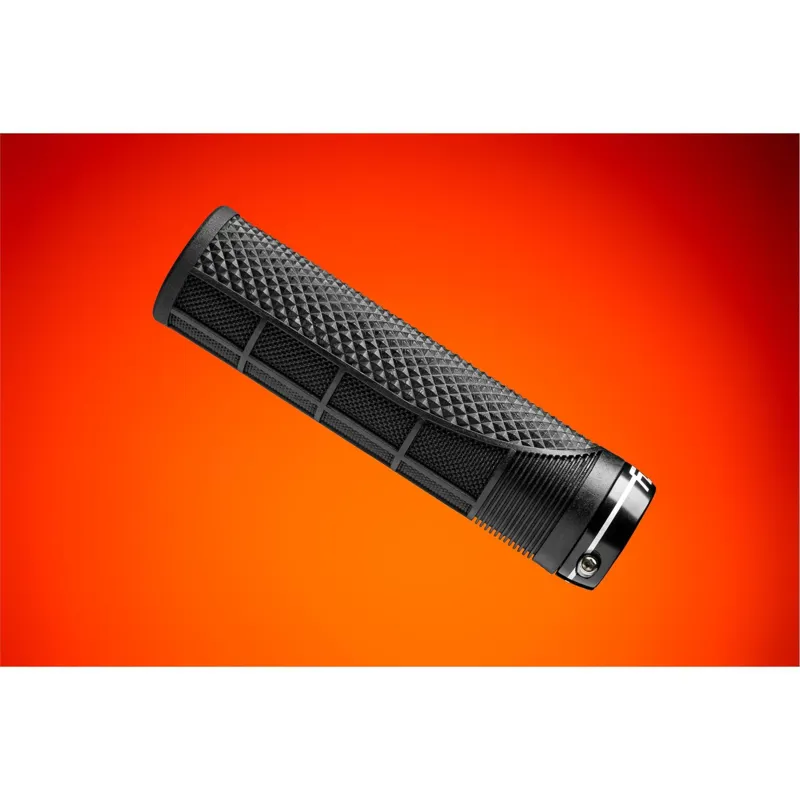 Deity Megattack MTB Handlebar Grips - Black-1