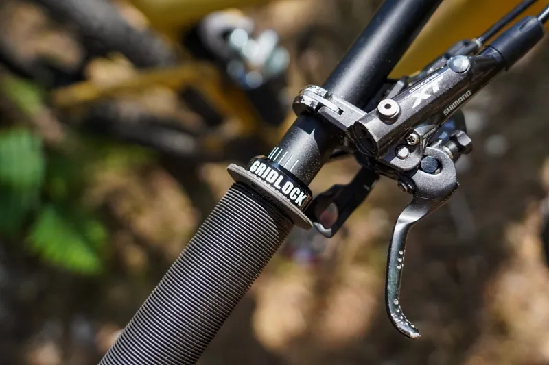 DMR Gridlock Grip 29mm MTB Grips - Black-4