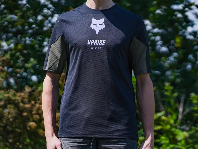Fox Defend Uprise Men's Short Sleeve Jersey - Park Black