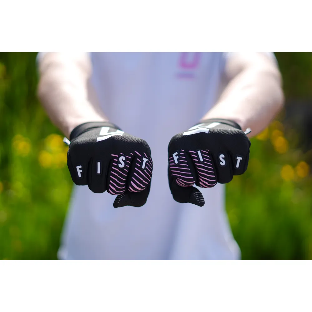 uPRISE Bikes Uprise Fist MTB Gloves - Black | Price match, 365 day return s, 18-Month Warranty, Finance Available & Free UK Delivery