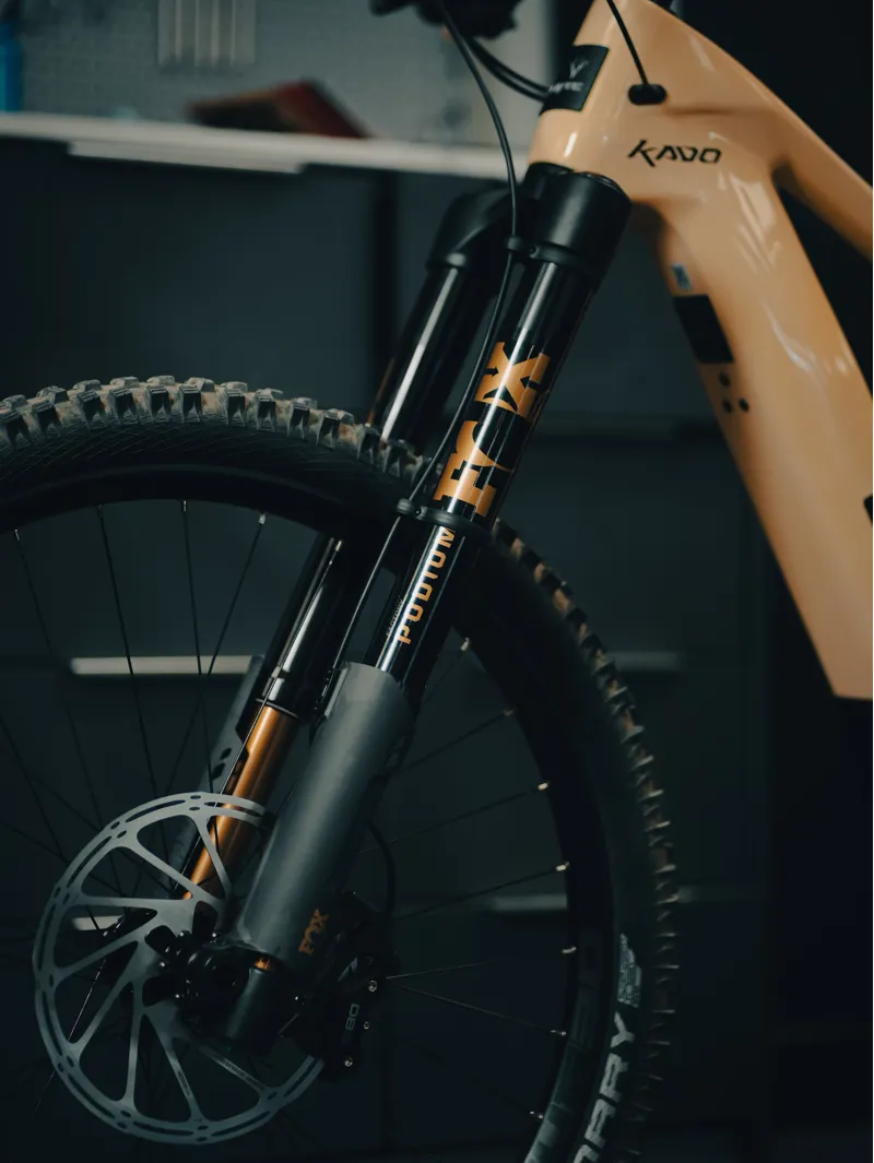 Fox Podium Factory 29 Grip X2 20TA110 Tapered MTB Fork - 44mm-9