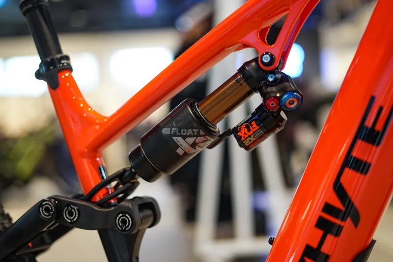 Whyte E-180 RSX 29er/27.5 2025 Electric Mountain Bike - Orange/Black-4