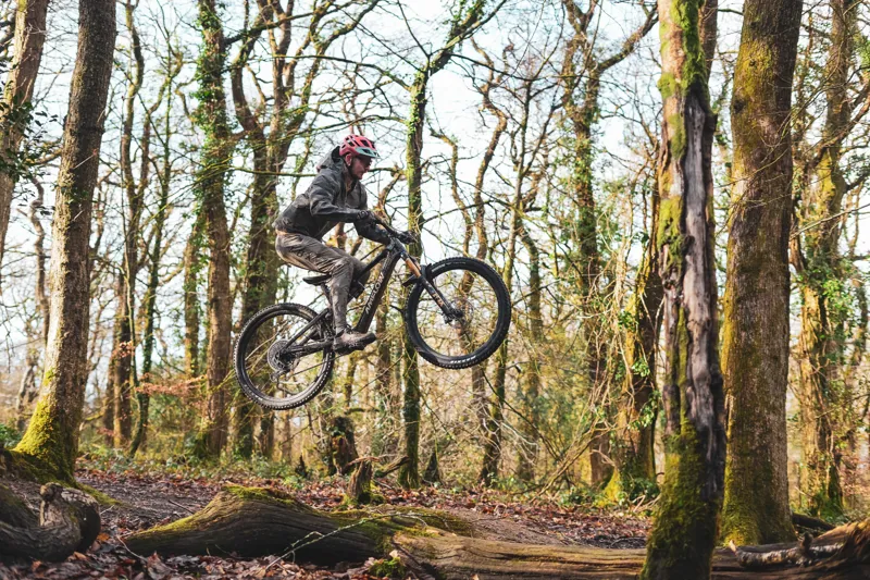 Amflow PL Carbon Pro 800Wh 2026 Electric Mountain Bike - Cosmic Black-13