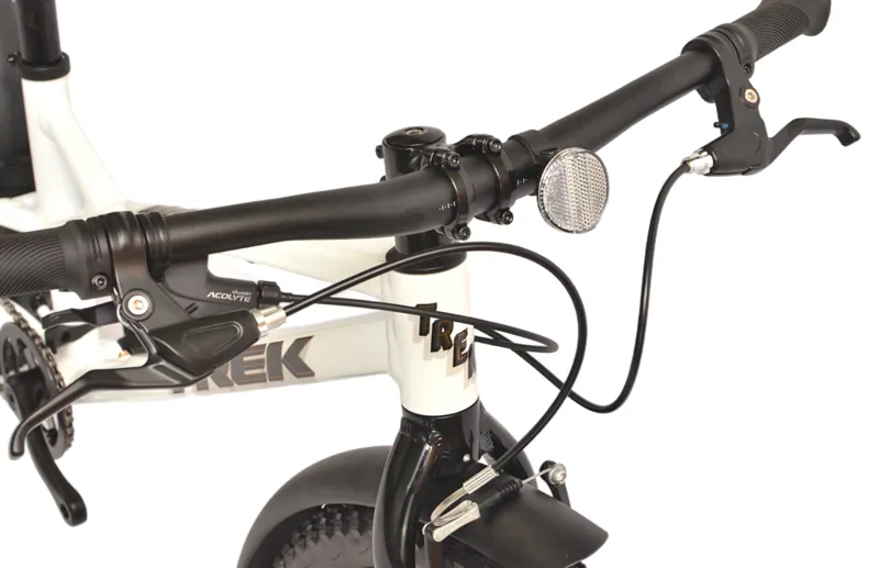 Nearly New Trek Wahoo 24 Path 24w 2026 Junior Hybrid Bike - Crystal White-2