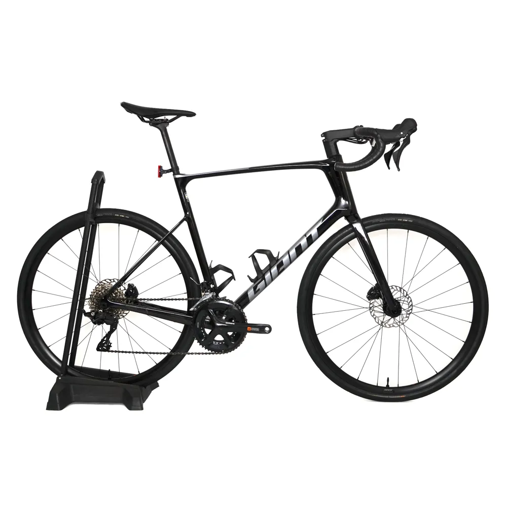 uPRISE Bikes Ex Demo Giant Defy Advanced 2 2025 Carbon Endurance Road Bike - X-Large - Carbon Smoke | Price match, 365 day return s, 18-Month Warranty, Finance Available & Free UK Delivery