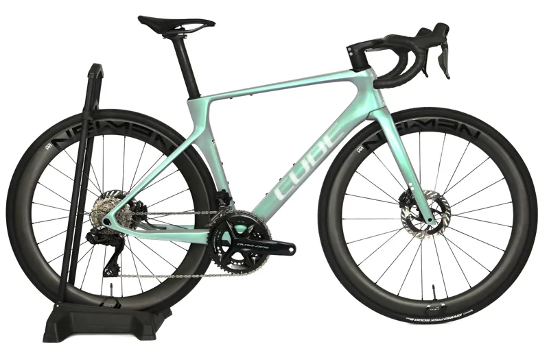 Ex Demo Cube Agree C:62 SLT 2026 Carbon Road Bike - 53 cm - Green Fusion/White