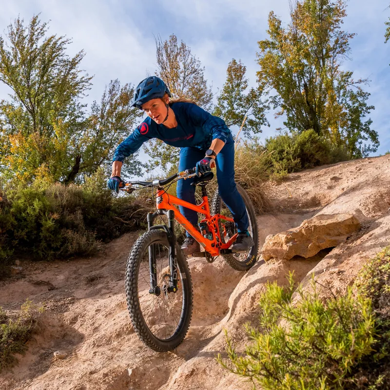 Endura Hummvee Lite Icon Women's Long Finger Gloves - Blueberry-1