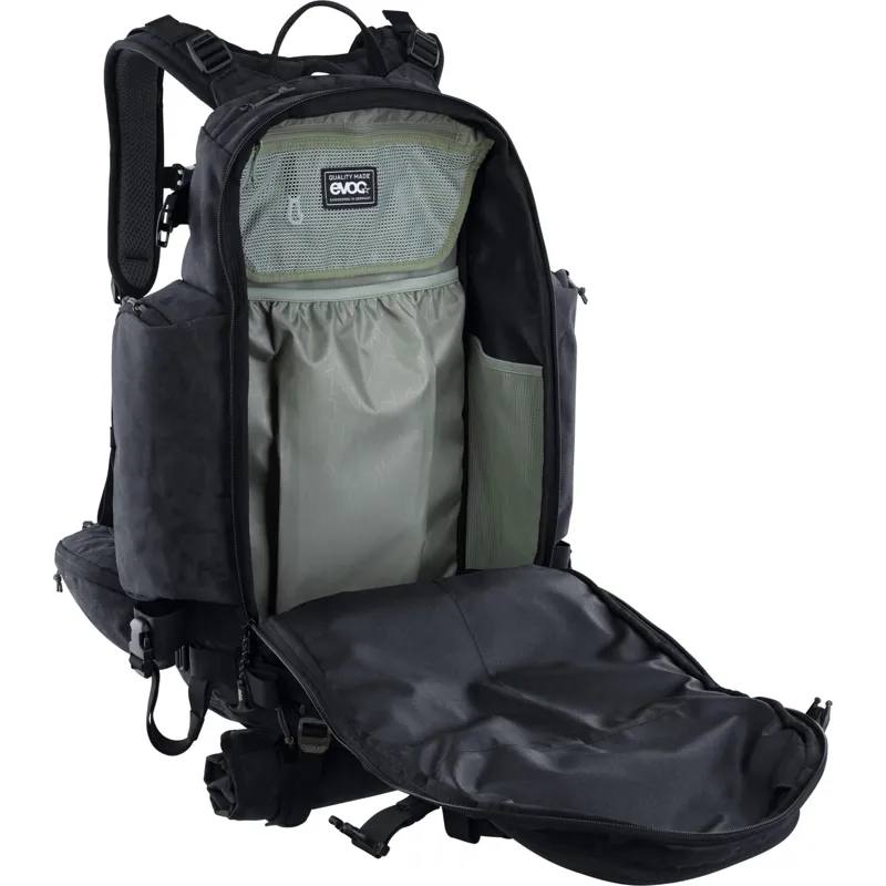 Evoc Trail Builder Performance 35 Litre Backpack - Black-7