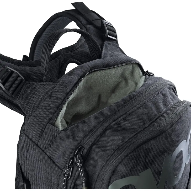 Evoc Trail Builder Performance 35 Litre Backpack - Black-8