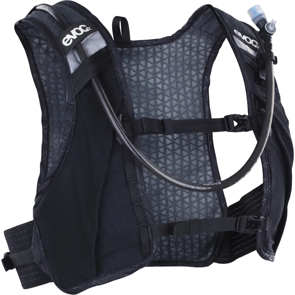 uPRISE Bikes Evoc Hydro Pro Ultra + Hydration Bladder - 1.5 Litre - Black | Price match, 365 day return s, 18-Month Warranty, Finance Available & Free UK Delivery