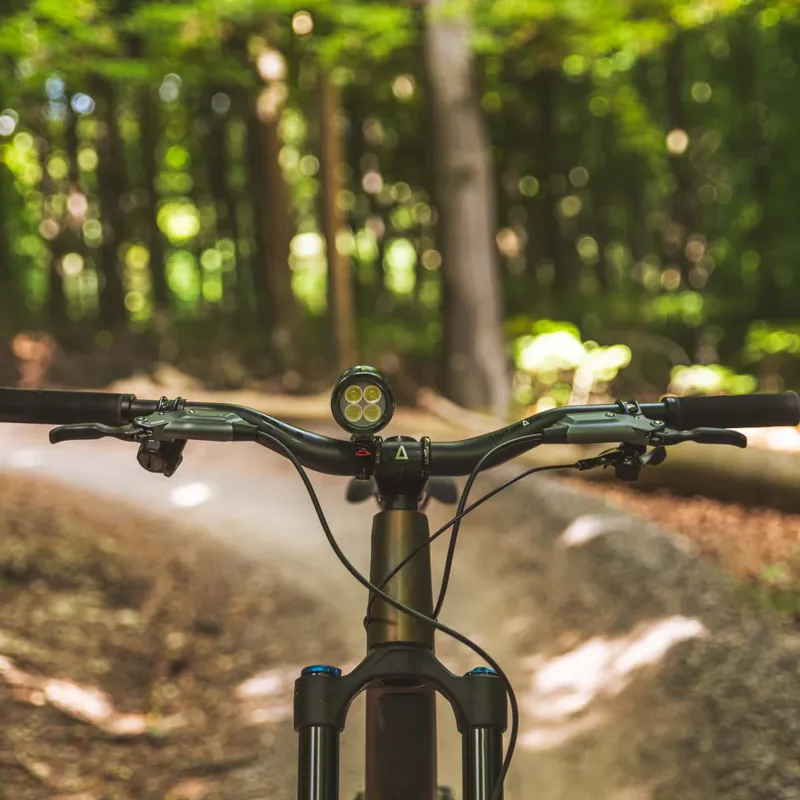 Exposure MaxX-D 17 4850 Lumen USB Front Light - Silver-6