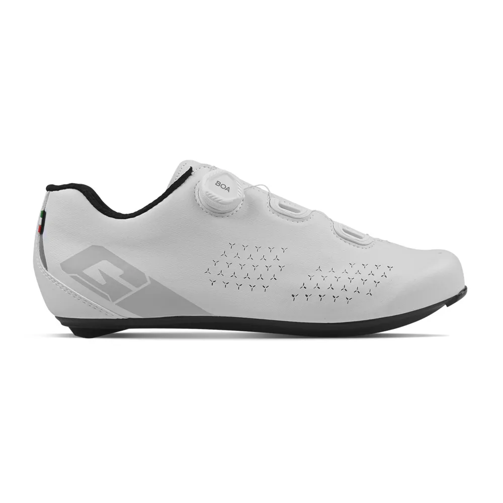 uPRISE Bikes Gaerne Sprint Plus Road Cycling Shoes - White | Price match, 365 day returns, 18-Month Warranty, Finance Available & Free UK Delivery