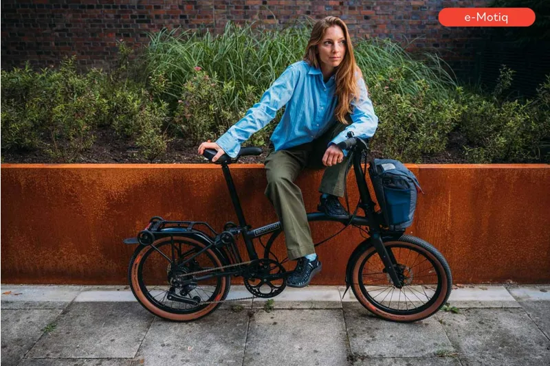 Brompton G Line 4 Speed SuperRoll Bar Control 2026 Electric Folding Bike - Black-5