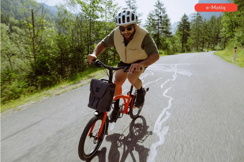 Brompton G Line 4 Speed SuperRoll Bar Control 2026 Electric Folding Bike - Orange-6