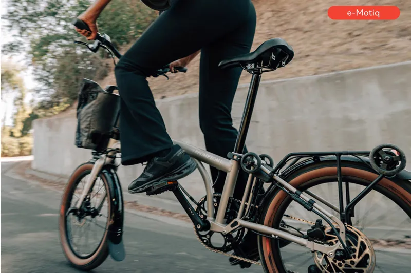 Brompton G Line 4 Speed SuperRoll Bar Control 2026 Electric Folding Bike - White-5