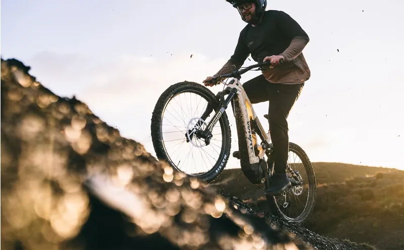 Whyte Kado RS 29er 2025 Electric Full Suspension MTB - Dune Tan Yellow-10